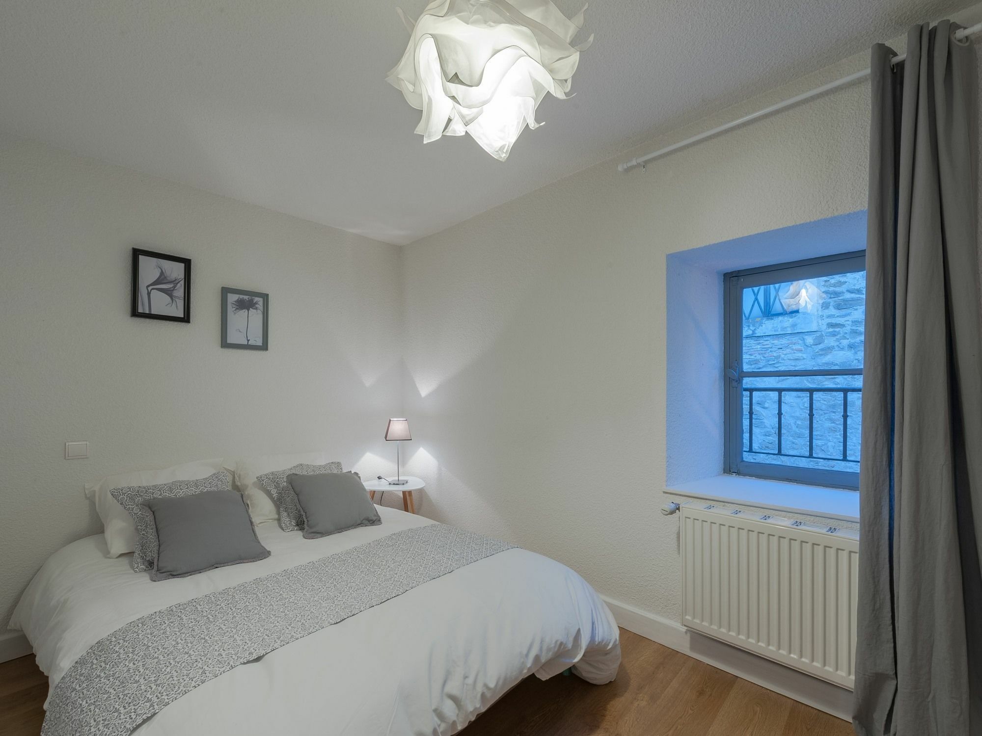 Cite Chic Apartment Carcassonne Bagian luar foto